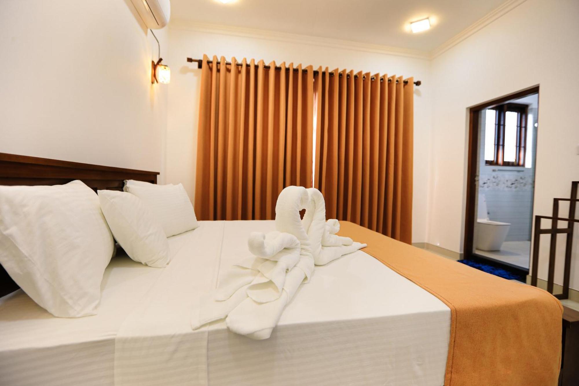 D Marit Motel Negombo Exterior foto