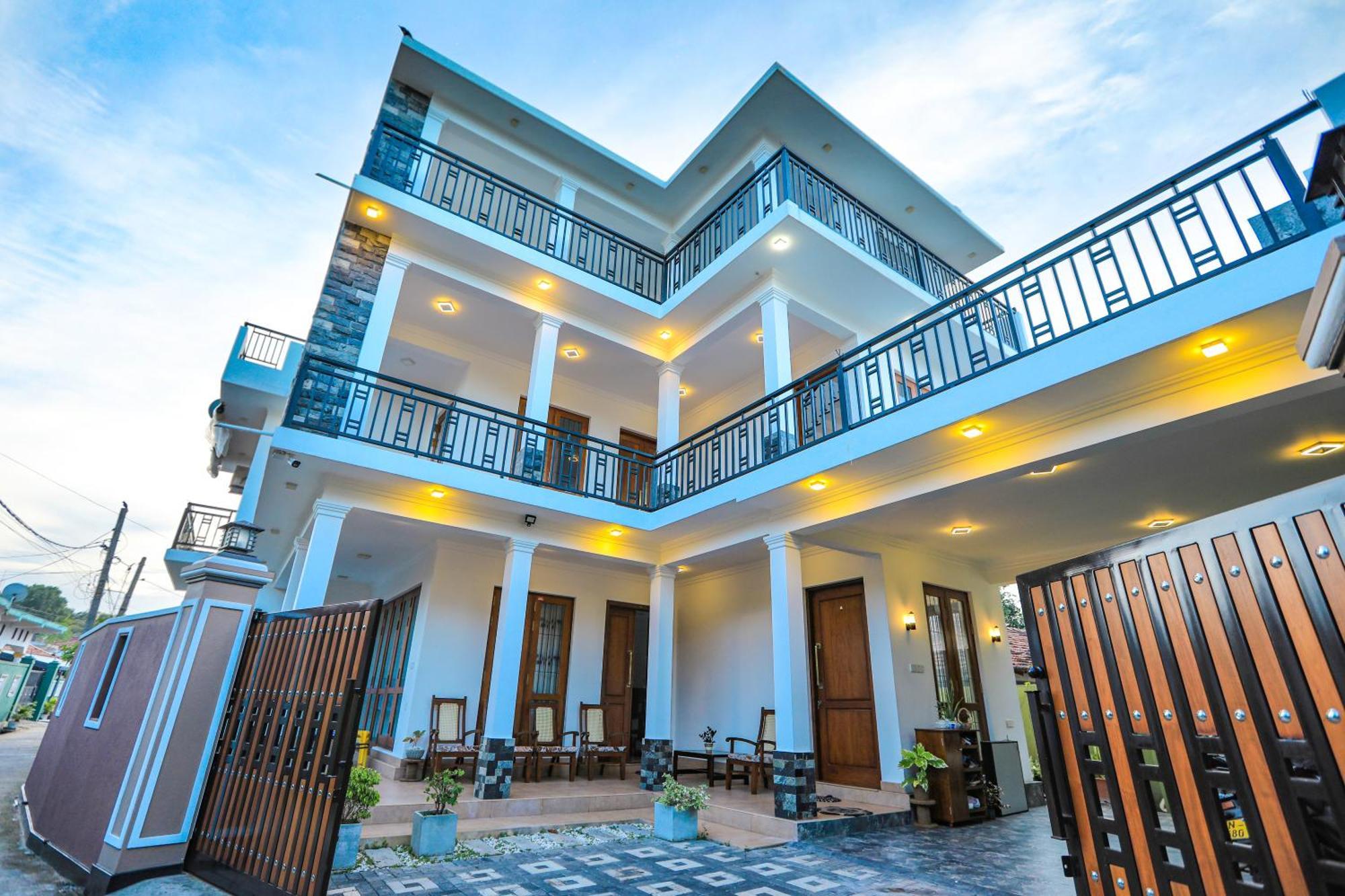D Marit Motel Negombo Exterior foto